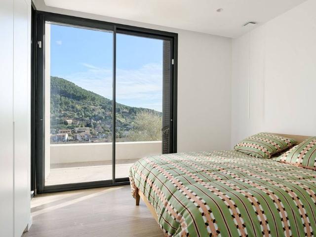 Luxury 5 bedroom Detached House for rent in Esporles, Spain