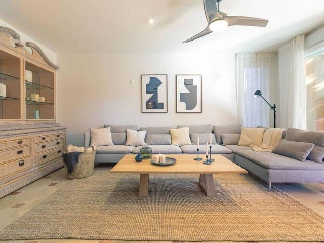 5 bedroom luxury Townhouse for rent in Marbella, Andalusia