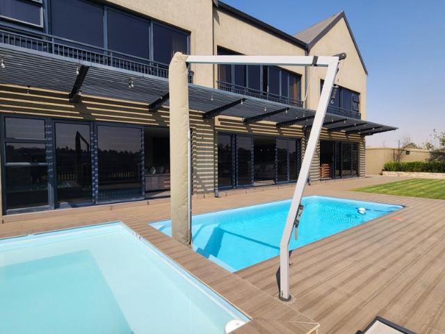 5 Bedroom mansion in Heron banks Golf Estate