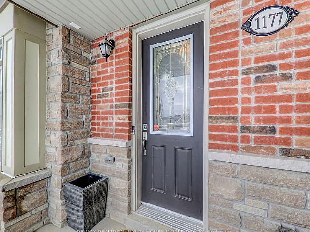 5 Bedroom Must See In Ajax