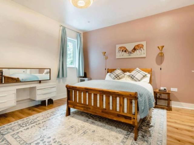 5 Bedroom Shared Living Dublin Dublin D20 AW80 101809704