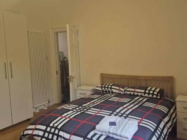 5 Bedroom Shared Living Dublin Dublin 7 LS97883728