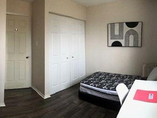 5 Bedroom Shared Living/roommate Edmonton AB 96648879