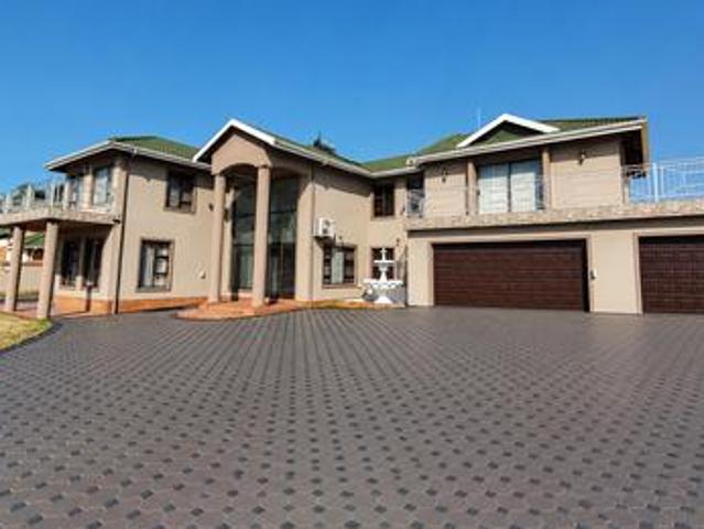 5 bedroom spacious family home for s.