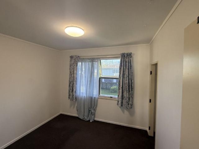 5 Bedroom Sunnynook for rent