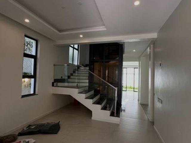 5 Bedroom Townhouse for Rent in Lavington