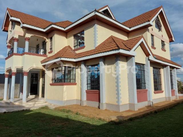 5 bedroom Townhouse for sale Githingiri Thika Kiambu PID: 9ARBY | PropertyPro