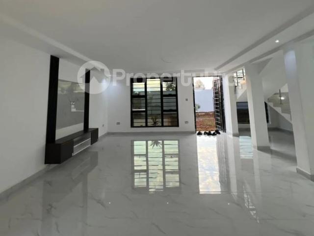 5 bedroom Townhouse for sale Ruiru Mugutha, Kiambu PID: 4AVHS | PropertyPro