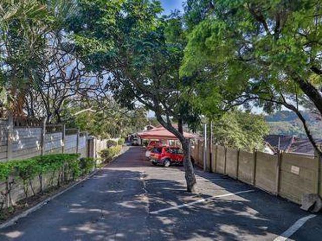 5 Bedroom Townhouse in Amanzimtoti