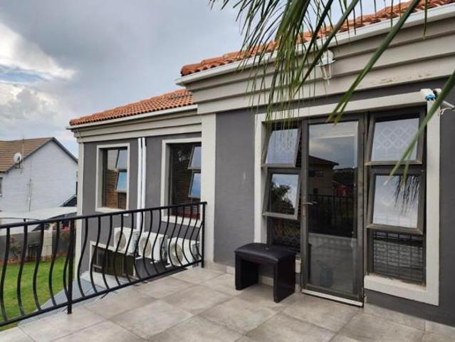 5 Bedroom Townhouse in Doringkruin