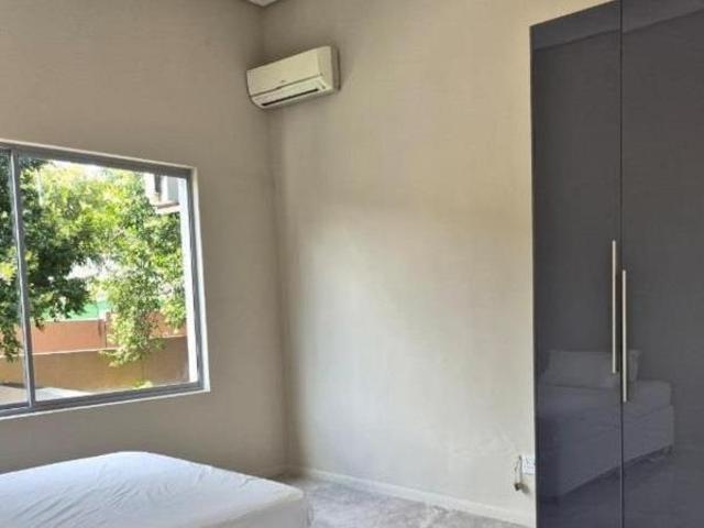 5 Bedroom Townhouse in Hyde Park