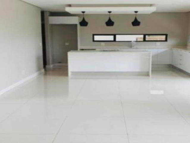 5 Bedroom Townhouse in Izinga Ridge