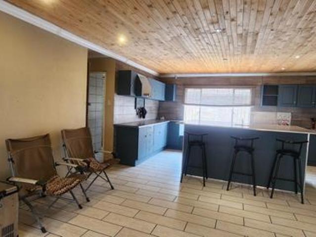 5 Bedroom Townhouse in Reyno Ridge