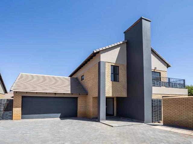 5 Bedroom Townhouse to Rent in Wilkoppies