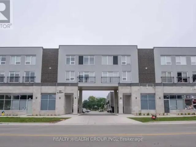 5 Bedroom Townhouse Waterloo ON 101879548