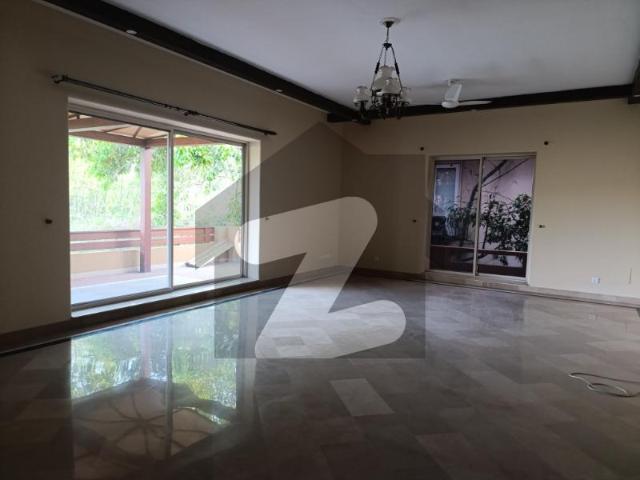 5 Bedroom+Maid For Rent In F6 Islamabad F 6