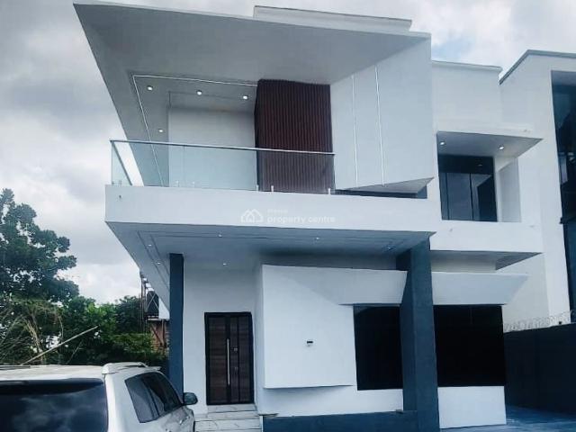 5 Bedrooms Fully Detached Duplex
