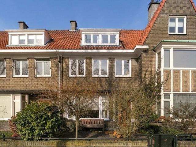 5 bedrooms Huurwoning Surface Area: 128m2