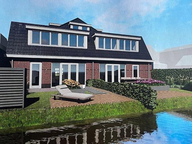 5 bedrooms House Surface Area: 280m2 Unfurnished