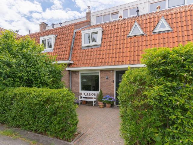 5 bedrooms Surface Area: 136m2