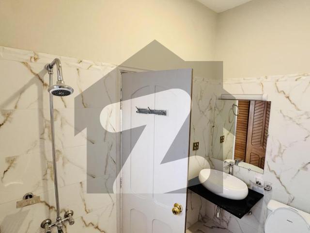 5 Bedrooms Triple Storey House Available For Rent, F 6