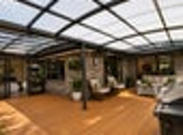 5 Bedrooms With A Backyard To Match