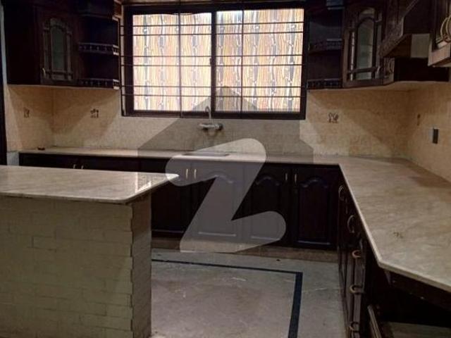 5 bedrooms with basement dha phase 6