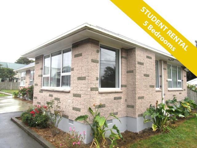 5 Bedrooms, 1 Bathroom – student property Upper Riccarton