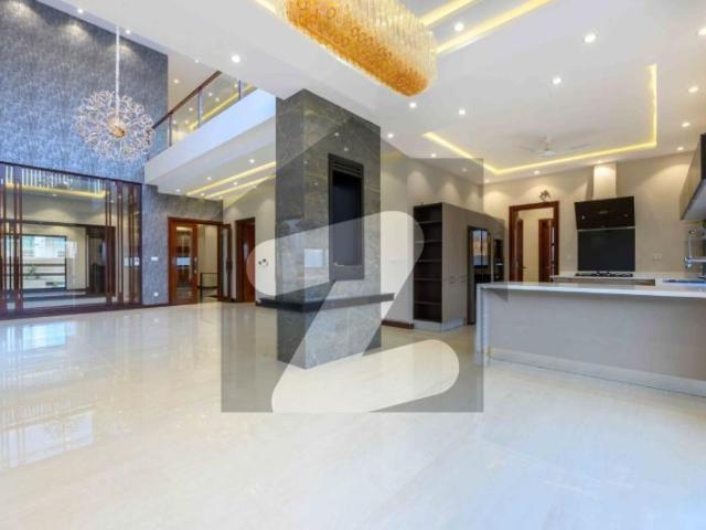 5 Bedrooms 1 Kanal House For RENT In DHA Phase 6