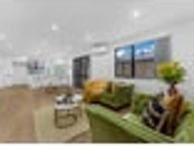 5 BEDROOMS, 2 LIVING ROOMS BIG FLOOR SIZE