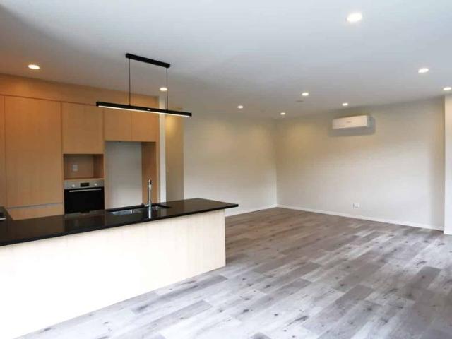 5 Bedrooms 4 bathroom house built in 2023