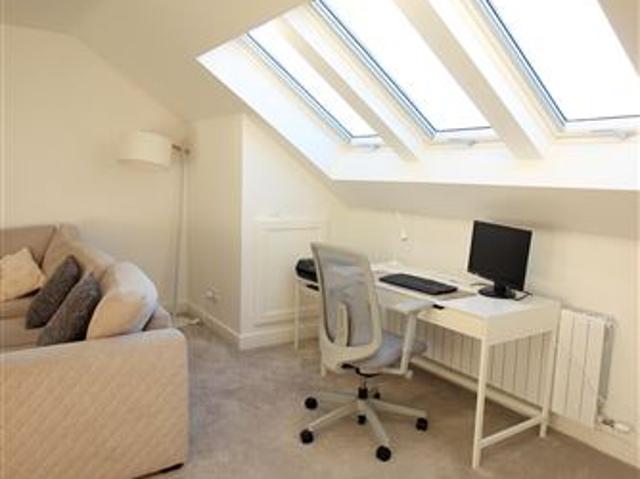 5 Beresford Crescent, Donabate, County Dublin Robertson Estate Agents 4828 MyHome. Ie Residential