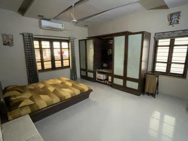 5 BHK Villa in Thaltej for resale Ahmedabad. The reference number is 18731469