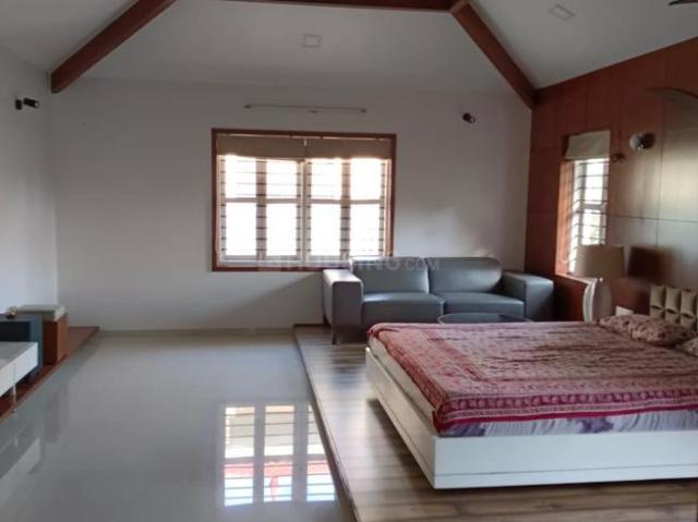 5 BHK Villa in Thaltej for resale North West. The reference number is 16802263