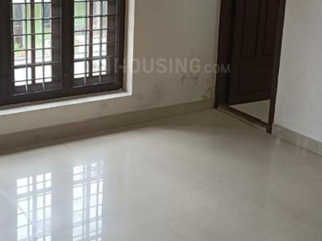 5 BHK Villa in Thrippunithura for rent Kochi. The reference number is 18293482