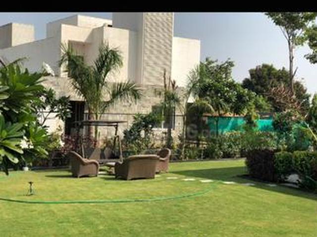 5 BHK Villa in Adalaj for resale Gandhinagar. The reference number is 20599517