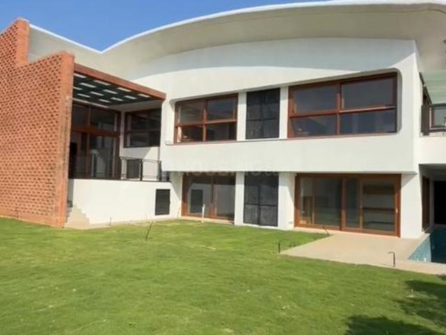 5 BHK Villa in Bettahalsoor for resale Bengaluru. The reference number is 19330332