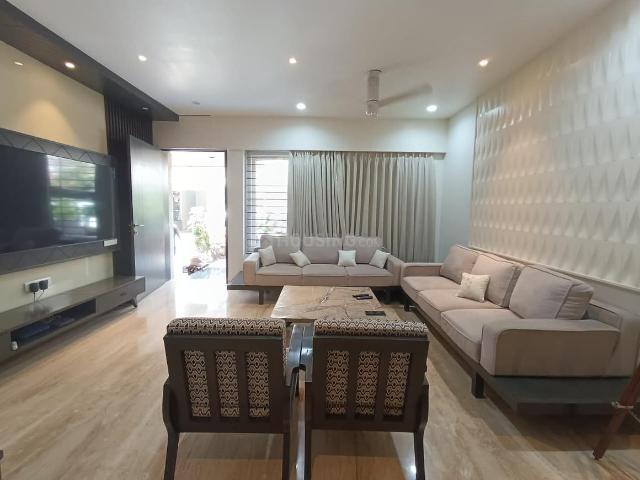 5 BHK Villa in Bhayli for rent Vadodara. The reference number is 19192426