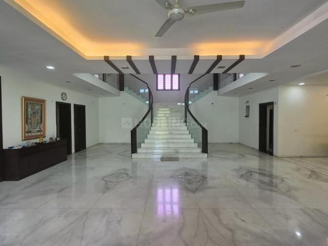5 BHK Villa in Bopal for resale Ahmedabad. The reference number is 20463296