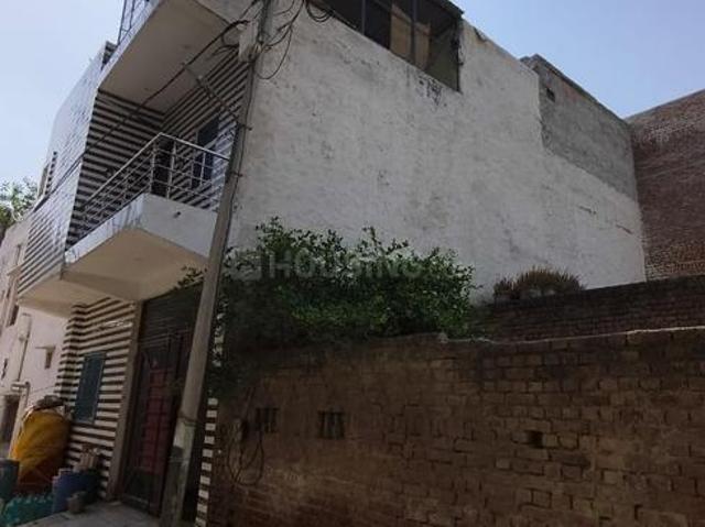 5 BHK Villa in Chaitanya Vihar for resale Vrindavan. The reference number is 21009765
