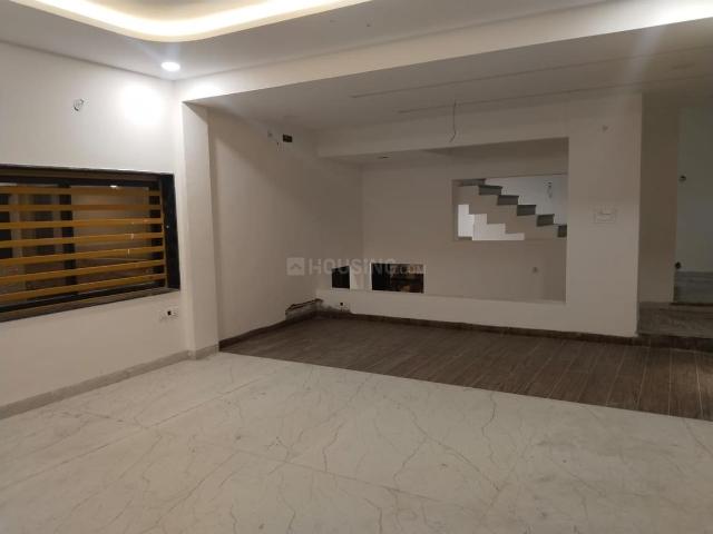 5 BHK Villa in County Walk Township for resale AB Bypass Road. The reference number is 16850966