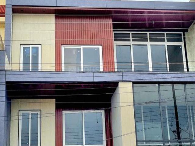 5 BHK Villa in Gomti Nagar for resale Lucknow. The reference number is 16334140
