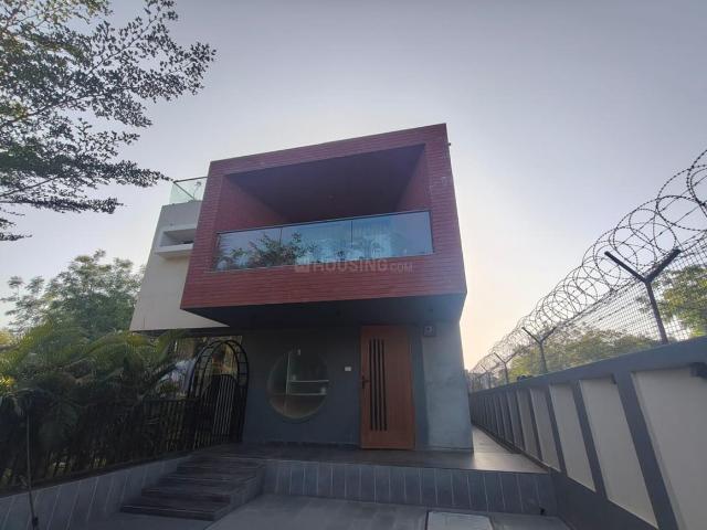 5 BHK Villa in Godhavi for resale Ahmedabad. The reference number is 19949365