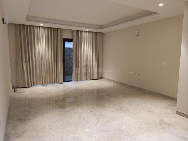 5 BHK Villa in Gunjur Village for rent Bengaluru. The reference number is 20430581