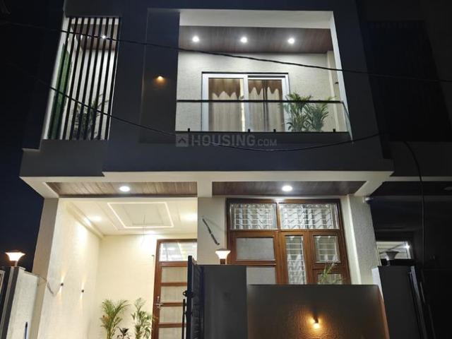 5 BHK Villa in Jagatpura for resale NH 8 Jaipur. The reference number is 17524598