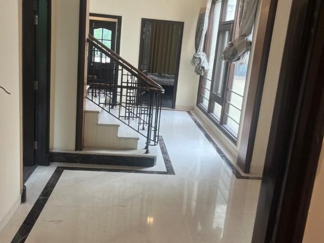 5 BHK Villa in Jaypee Greens for resale Greater Noida. The reference number is 18935899