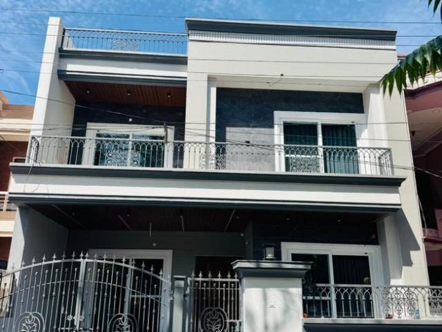 5 BHK Villa in Kharar for resale Mohali. The reference number is 20183749