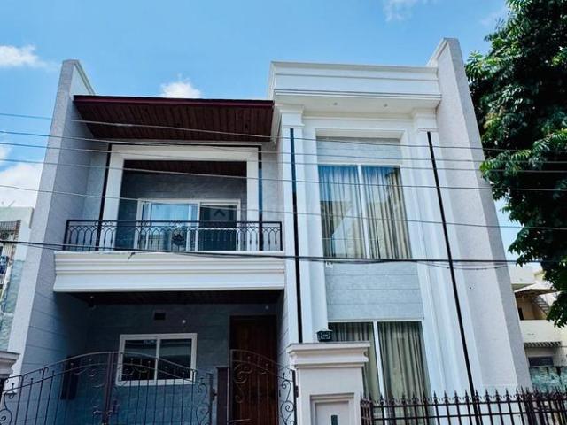 5 BHK Villa in Kharar for resale Mohali. The reference number is 20184180