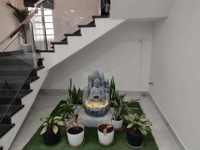 5 BHK Villa in Patancheru for resale Sangareddy. The reference number is 14794542