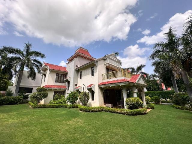 5 BHK Villa in Science City for resale Ahmedabad. The reference number is 20293890